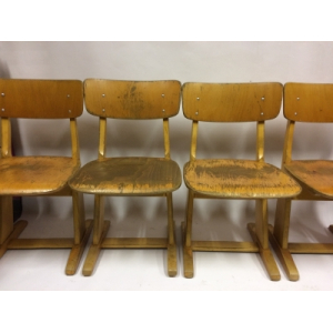 Vintage Casala schoolstoeltjes nr 151